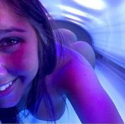 Tanning Bed Hottie