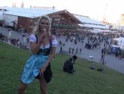 [GIF] At Oktoberfest