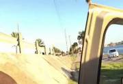 Cute girlfriend roadside blowjob [GIF]