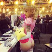 Princess Peach Cosplay