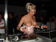 Skimpy DJ