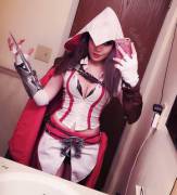 Genderbend Ezio Auditore Cosplay from AC2