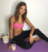 Rachel Cook in mismatched gym wear