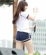 GFriend Yerin: Everything Butt ("Glass Bead" vertical 1080P source)