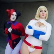 Harley Quinn amd Power Girl