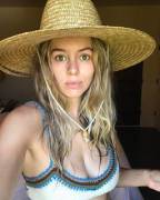 Keeley Hazell recent selfie