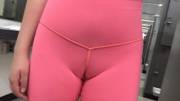 Workout outfit featuring lots of cameltoe 