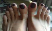 I just got a pedicure , you like it !? :)