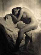 "Grief" photographed by Rosalind Maingot (1939)