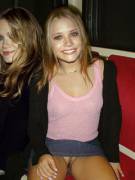 Olsen twins upskirt - 3 pics