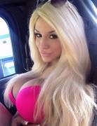 Praise the Lord, Courtney Stodden got her lips done.