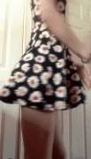 Pretty dress with flowers [gif]