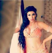 Farah Nasri - Belly Dancer