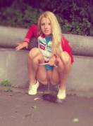 Blonde roadside pee