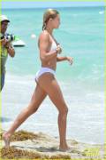 Hailey Baldwin