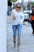 Charlotte McKinney out for coffee (X-post /r/CharlotteMcKinney)