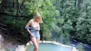 Into the pond in bikini (video) ...