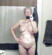 Nude selfie