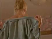 Jaime Pressly dropping her towel [gif]