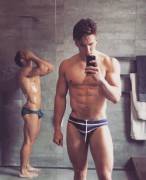 Shower buddies