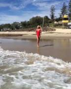 [Tracked] Baywatch, the gif