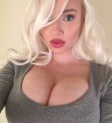 Cute bimbo