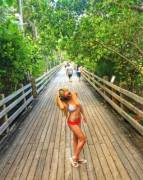 Babe on the walkway