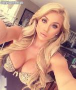 Gorgeous Khloe Terae selfie