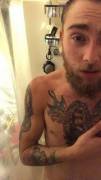 Shower selfies anyone?