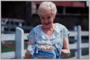 Farmers daughter wants you to taste her pie