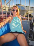 Riding the Ferris wheel. [via /r/naughtyinpublic]