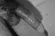 No colors, but the cock is there.