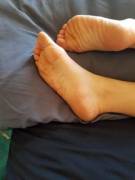 Pillow Feet