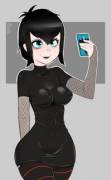 Mavis Dracula tries to take a selfie (ChronicSoda) [Hotel Transylvania]