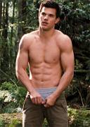 Taylor Launter - Actor