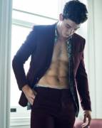 Shawn Mendes - Canadian Singer