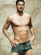 Olivier Giroud - French Footballer  Xpost with /r/CelebrityManAss
