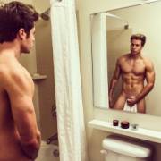 Ashley Parker Angel - American Singer, O-Town