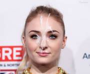 Sophie Turner Facial