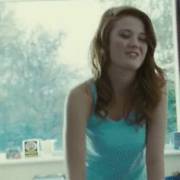 Amy Wren flashing her boobies [gif]