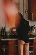 Secret picture of her wearing your shirt, making you breakfast...