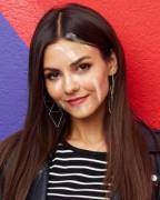 Victoria Justice [OC]