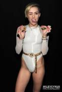 Miley Cyrus cameltoe