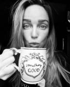 Caity Lotz has a nice face