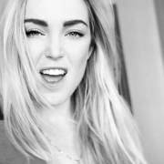 Caity Lotz 