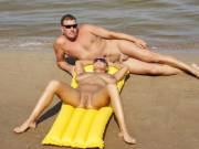 A very strange vacation photo