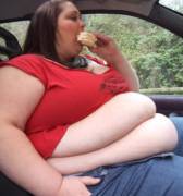 I love car eating pics