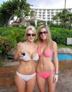 Mother-daughter bikini day