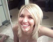 A gorgeous blonde cumselfie