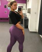 Phat ass white girl